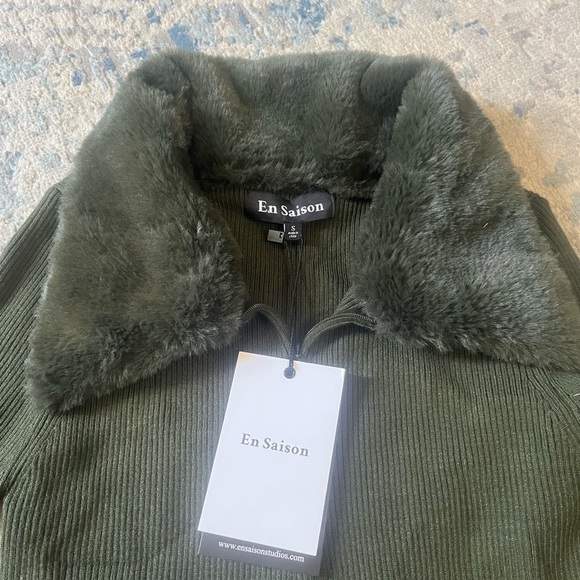EN SAISON Rayen Top quarter zip fur collar and sleeve new with tags small green - Picture 4 of 6